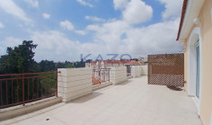 Penthouse apartment with sea view in Kato Paphos 
