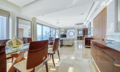 Stunning 3-bedroom apartment with sea view in Mouttagiaka 