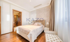 Stunning 3-bedroom apartment with sea view in Mouttagiaka 