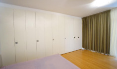 6 bedroom house to rent in Makedonitissa