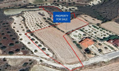 Land 11 m2 for sale in Alampra, Nicosia