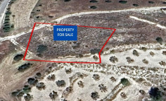 Land 2007 m2 for sale in Alampra, Nicosia