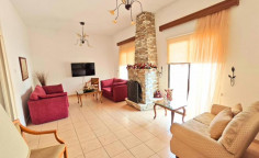 3 bed house for sale in Paralimni
