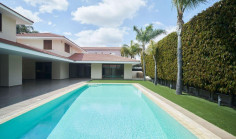 6 bedrooms house for sale in Strovolos