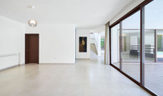 6 bedrooms house for sale in Strovolos