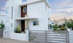 2 bedroom house for sale in Protaras