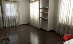 4 bed apartment to rent in Strovolos