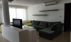 4 bed apartment to rent in Strovolos