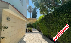 5 bedrooms house for sale in Engomi