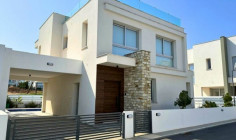 4 bedroom house 150 m2 for sale in Protaras