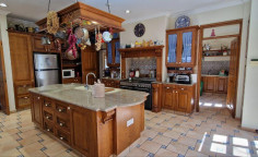 6 bed house for sale in Engomi