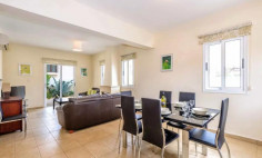 4 bedrooms house for sale in Kapparis