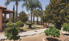 4 bedroom house for sale in Peristerona