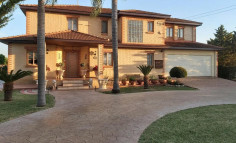 4 bedroom house for sale in Peristerona