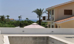 Five beds house for sale in Protaras