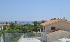 Five beds house for sale in Protaras
