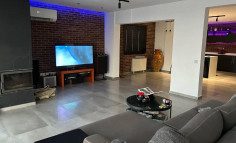4 bed flat for sale in Engomi