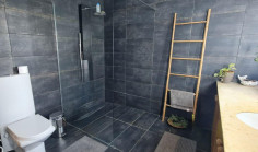 6 bedroom house for sale in Aglantzia