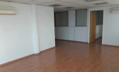 Commercial for rent in Lykabittos