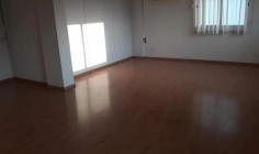 Commercial in Lykabittos