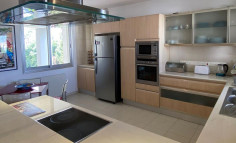 2 bedroom apartment 132 m2 for sale in Lykabittos