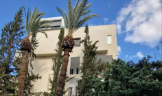 2 bedroom apartment 132 m2 for sale in Lykabittos