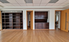 Commercial to buy in Agios Dometios