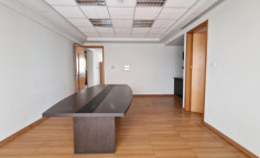 Commercial to buy in Agios Dometios