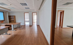 Commercial to buy in Agios Dometios