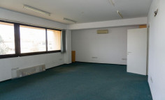 Commercial to buy in Agioi Omologites