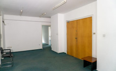 Commercial to buy in Agioi Omologites