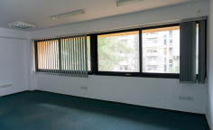 Commercial to buy in Agioi Omologites