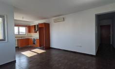 2 bedroom flat for sale in Tseri