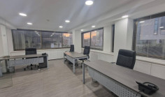 Beautiful commercial for rent in Agioi Omologites