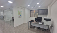 Beautiful commercial for rent in Agioi Omologites