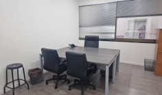 Beautiful commercial for rent in Agioi Omologites