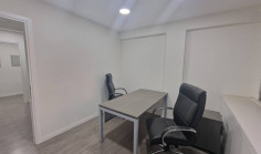 Beautiful commercial for rent in Agioi Omologites