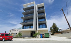 3 bed flat for sale in Acropolis