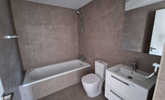 3 bed flat for sale in Acropolis