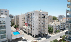 Lovely 3 bedrooms apartment for sale in Mackenzie Beach