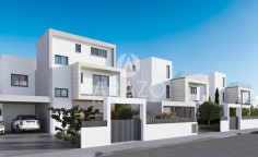 Beautiful 3 bedroom villa with swimming pool for sale in Oroklini
