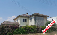 Spacious five bedroom villa in quiet Erimi village 