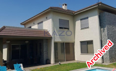 Spacious five bedroom villa in quiet Erimi village 