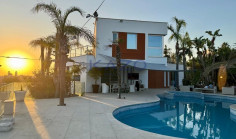 6 bedroom villa with swimming pool for sale in Germasoyeia