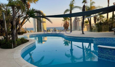 6 bedroom villa with swimming pool for sale in Germasoyeia