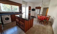 4 bedroom house to rent in Acropolis