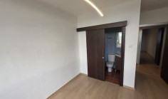 Commercial to rent Agioi Omologites