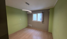 Commercial to rent Agioi Omologites