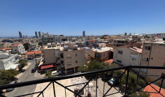 Office for rent in Mesa Geitonia with sea view 
