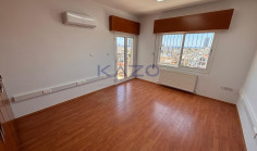 Office for rent in Mesa Geitonia with sea view 